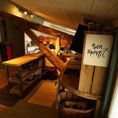 Le Refuge Ceretan, Grand Et Bel Appartement Mansarde En Plein Centre Exteriér fotografie
