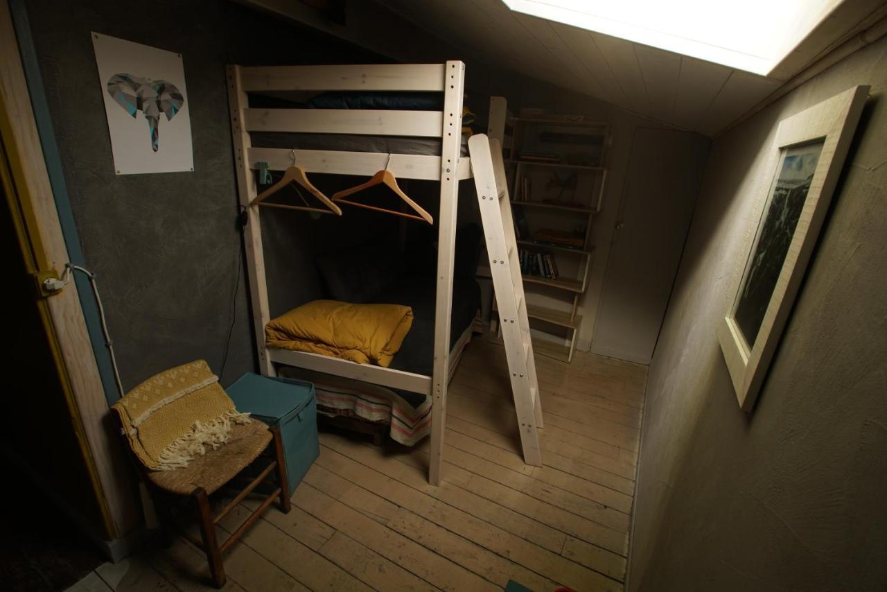 Le Refuge Ceretan, Grand Et Bel Appartement Mansarde En Plein Centre Exteriér fotografie